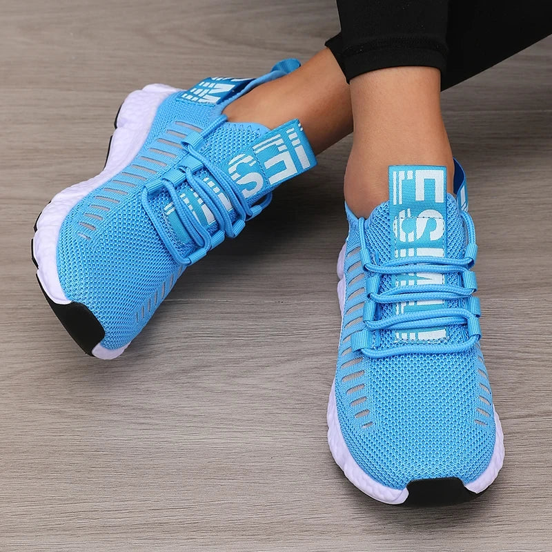 Knitted Mesh Running Sneaker