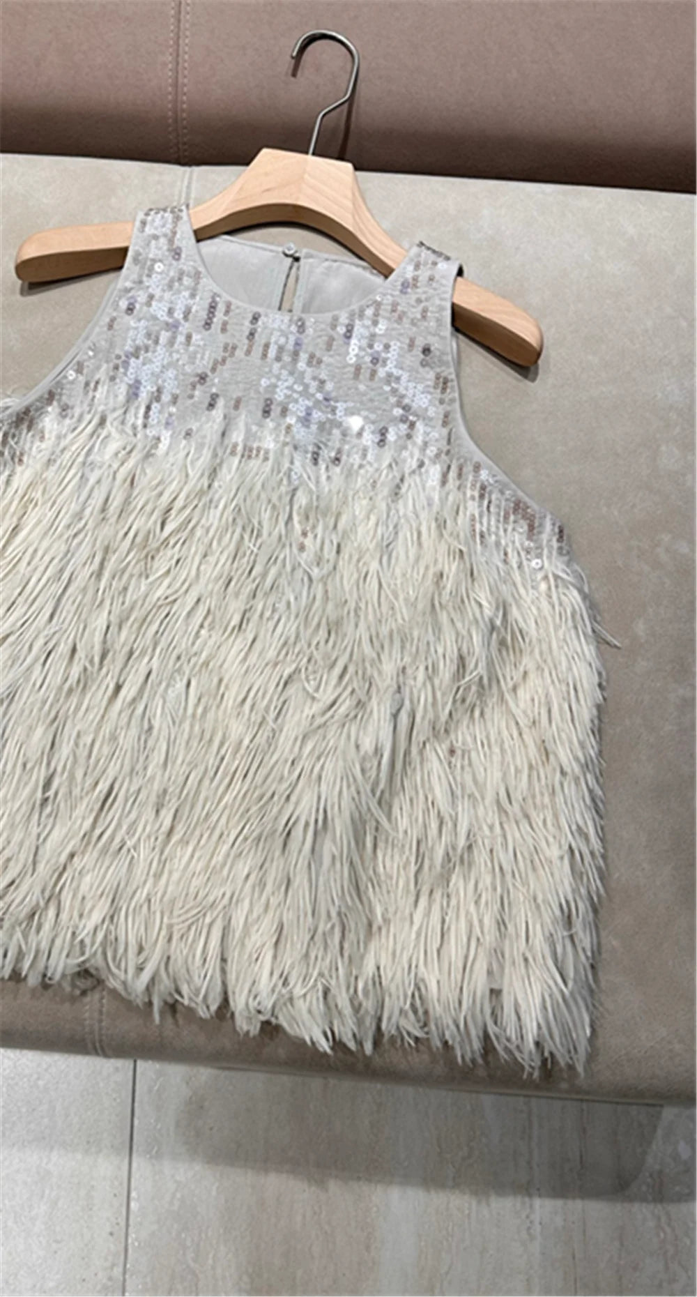 2026 Autumn/Winter New Arrival: Elaborately Crafted Feather and Sequin Vest and Skirt Woman Clothes 2-Piece Set